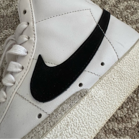 Nike Classic White and Black High-Top Blazer Mid ‘77 Sneaker, 6 - Picture 8 of 11